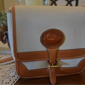 Dooney & Bourke white signature logo purse